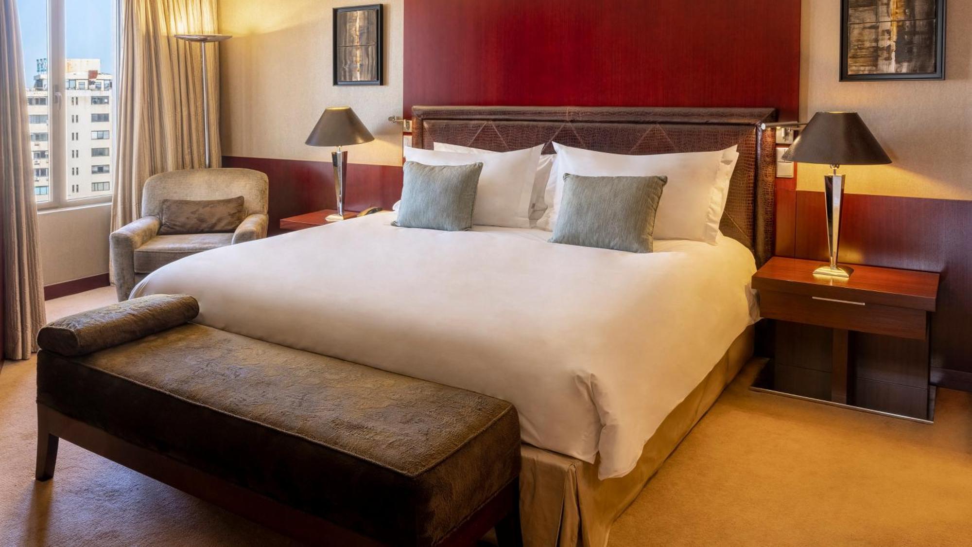 Crowne Plaza Porto, an IHG Hotel Zewnętrze zdjęcie A bedroom at the InterContinental