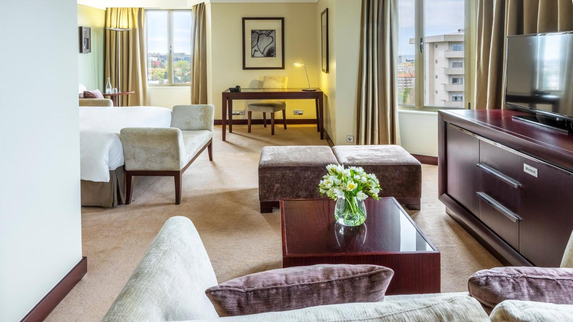 Crowne Plaza Porto, an IHG Hotel Zewnętrze zdjęcie Suite at the Hotel