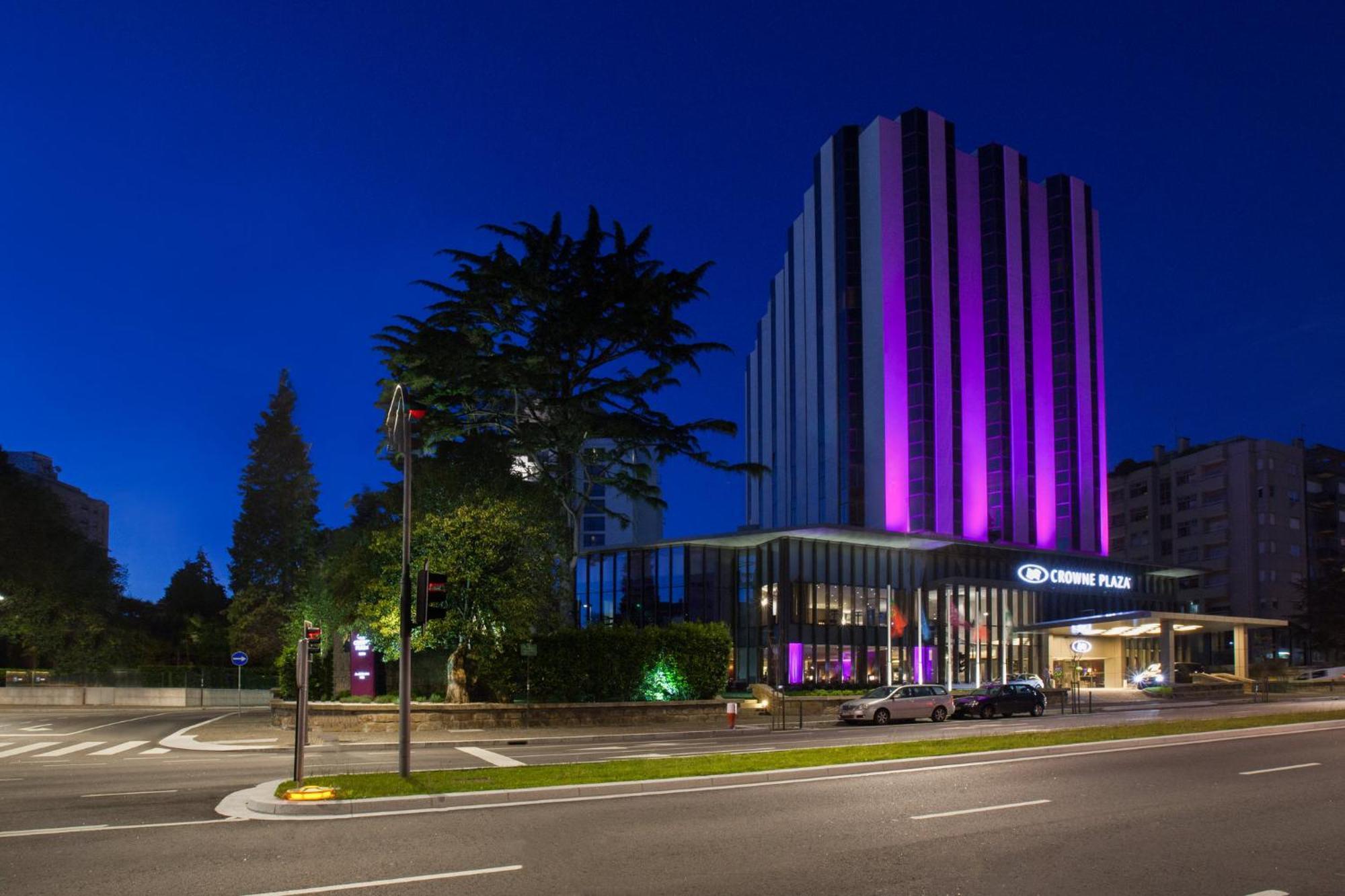 Crowne Plaza Porto, an IHG Hotel Zewnętrze zdjęcie The Crowne Plaza Hotel in Ljubljana